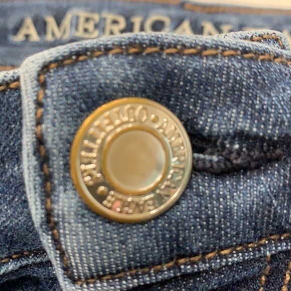 AMERICAN EAGLE OUTFITTERS DENIM SHORTS - Picture 5 of 10